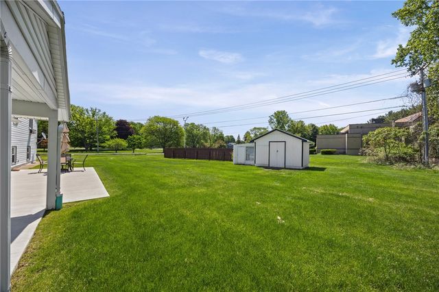 951 Copperkettle Road, Webster, NY 14580