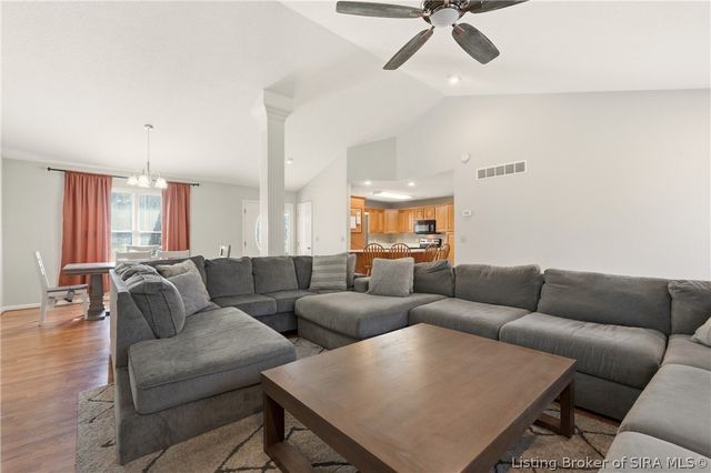 1725 NW Cedar LAne, Corydon, IN 47112