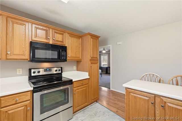 1725 NW Cedar LAne, Corydon, IN 47112