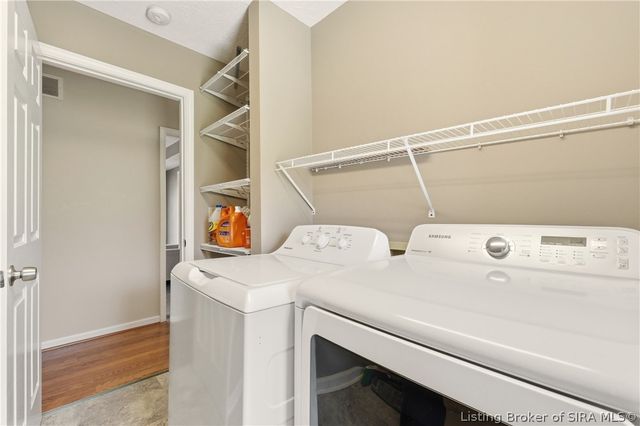 1725 NW Cedar LAne, Corydon, IN 47112