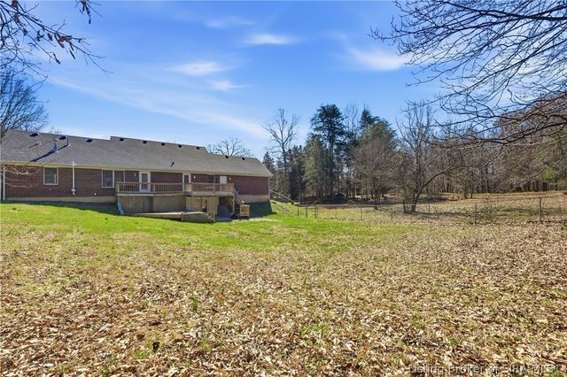 1725 NW Cedar LAne, Corydon, IN 47112