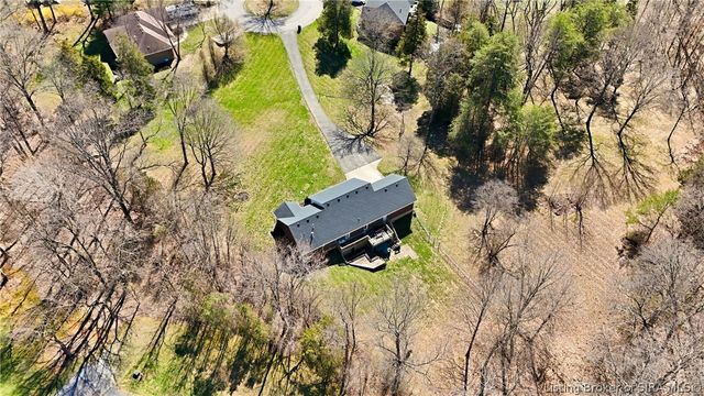 1725 NW Cedar LAne, Corydon, IN 47112