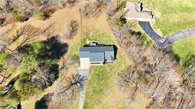 1725 NW Cedar LAne, Corydon, IN 47112