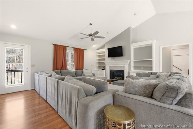 1725 NW Cedar LAne, Corydon, IN 47112