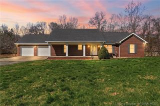 1725 NW Cedar LAne, Corydon, IN 47112