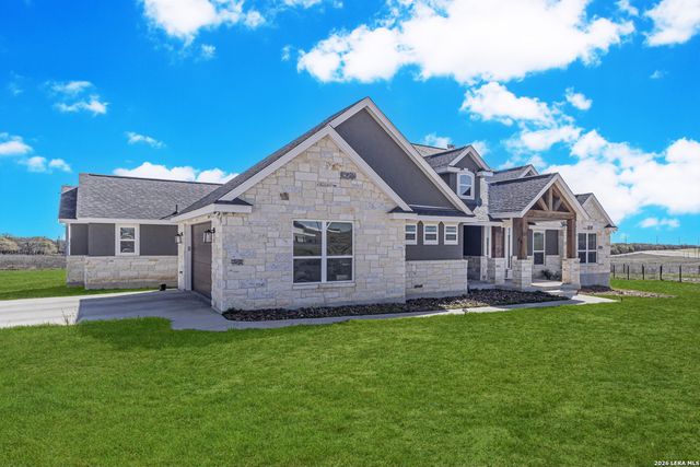 157 Summer Meadow, La Vernia, TX 78121