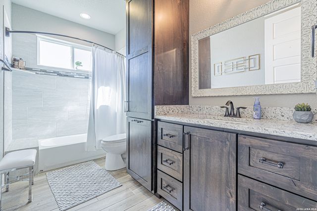 157 Summer Meadow, La Vernia, TX 78121