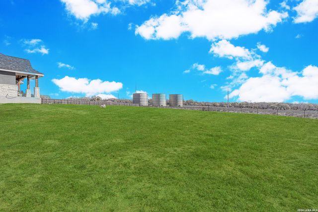 157 Summer Meadow, La Vernia, TX 78121