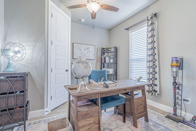 157 Summer Meadow, La Vernia, TX 78121