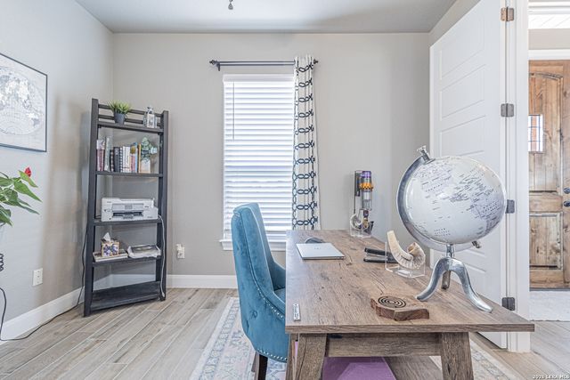 157 Summer Meadow, La Vernia, TX 78121