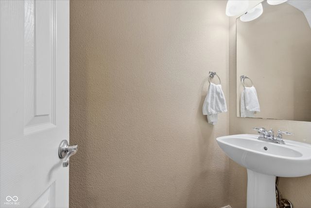 14284 Banister Drive, Noblesville, IN 46060