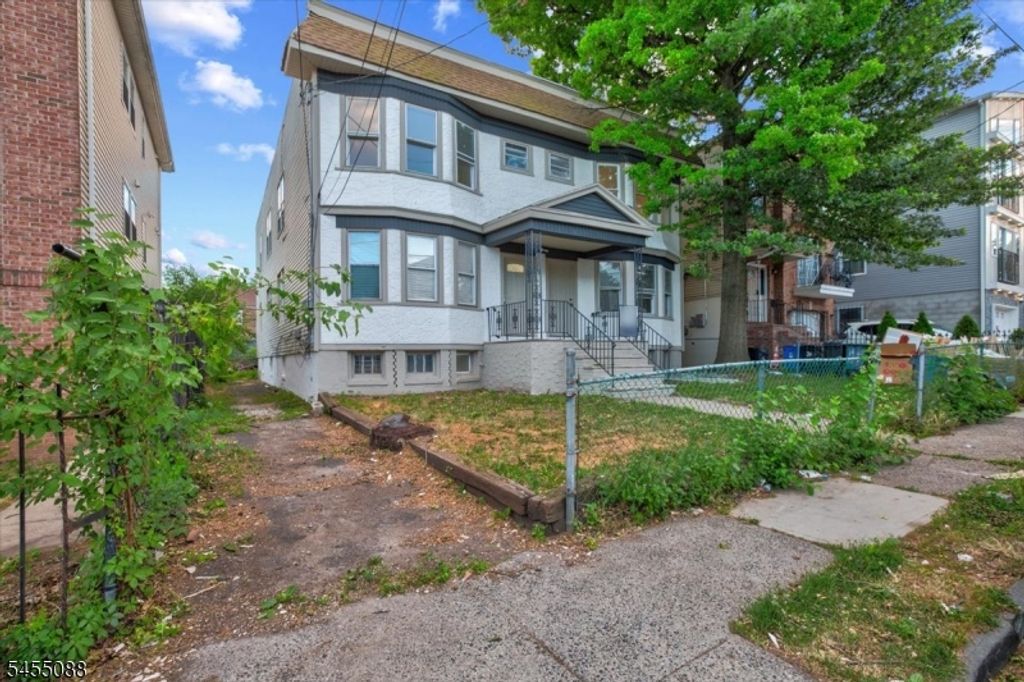 22 Edwin Pl, Newark City, NJ 07112 — photo 3
