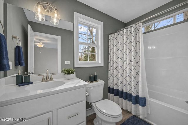 4365 W Pine Street A, Farmville, NC 27828