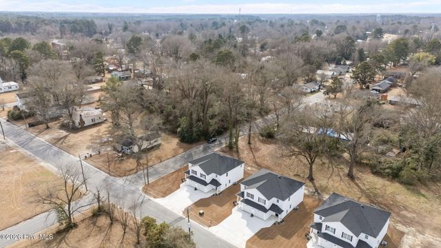 4365 W Pine Street A, Farmville, NC 27828