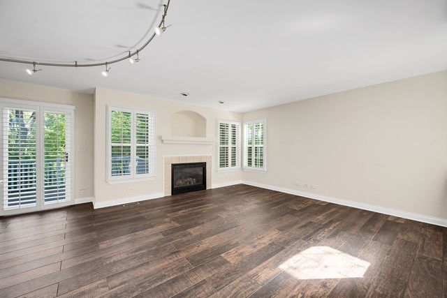 1728 Brookwood Road, Lisle, IL 60532