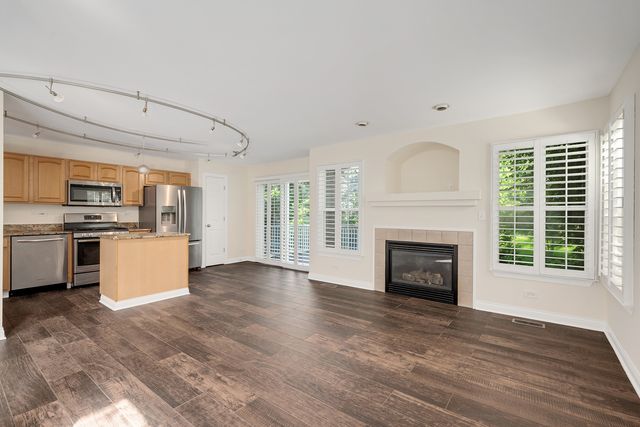 1728 Brookwood Road, Lisle, IL 60532