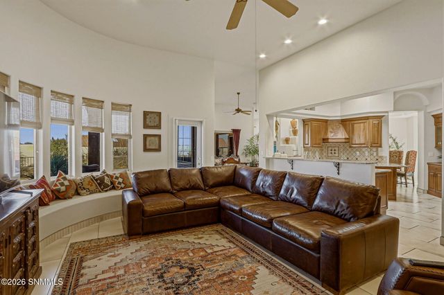 1509 Vista Del Cerro, Las Cruces, NM 88007