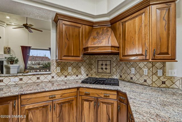 1509 Vista Del Cerro, Las Cruces, NM 88007