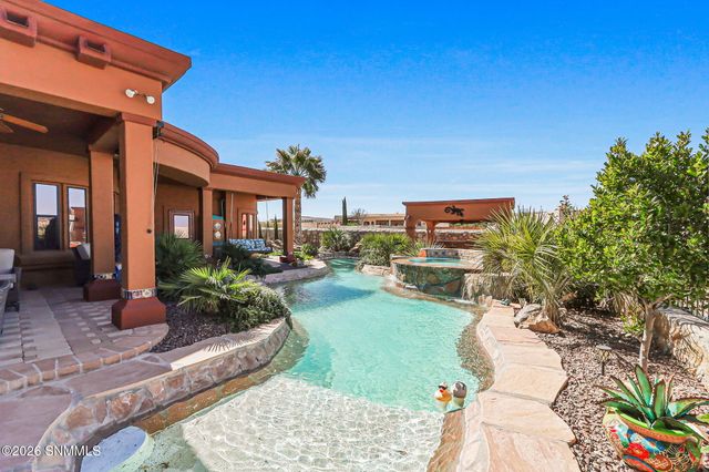 1509 Vista Del Cerro, Las Cruces, NM 88007