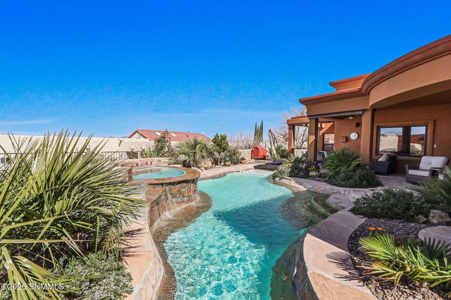 1509 Vista Del Cerro, Las Cruces, NM 88007