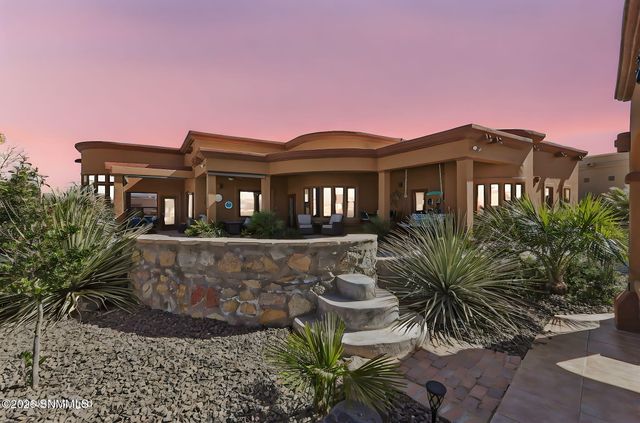 1509 Vista Del Cerro, Las Cruces, NM 88007