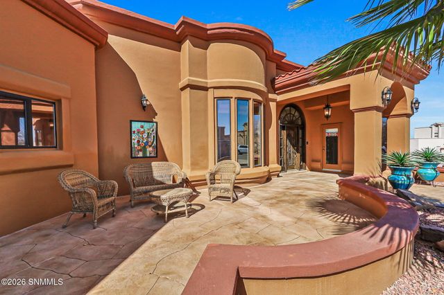 1509 Vista Del Cerro, Las Cruces, NM 88007