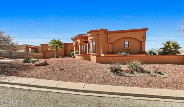 1509 Vista Del Cerro, Las Cruces, NM 88007