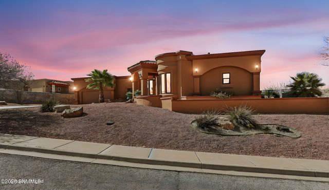 1509 Vista Del Cerro, Las Cruces, NM 88007
