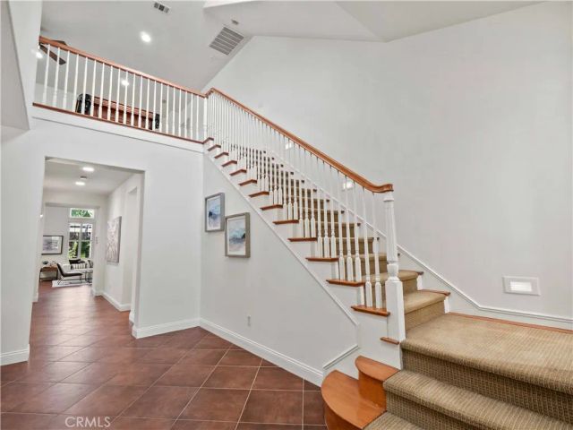 25679 Smoketree, Valencia, CA 91381