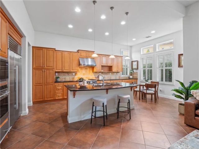 25679 Smoketree, Valencia, CA 91381