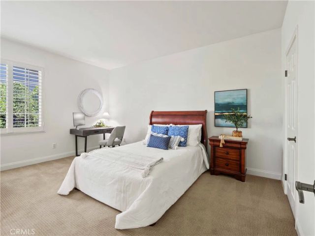 25679 Smoketree, Valencia, CA 91381