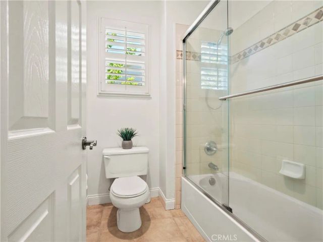 25679 Smoketree, Valencia, CA 91381