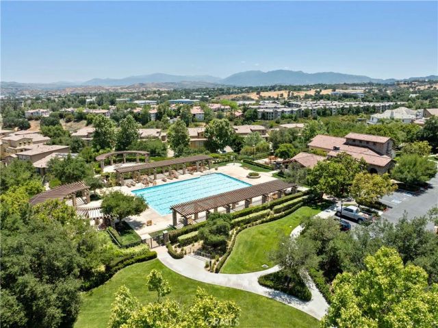 25679 Smoketree, Valencia, CA 91381