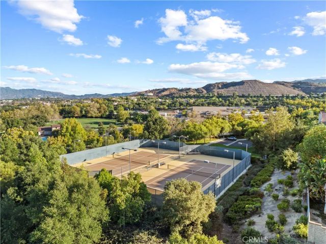 25679 Smoketree, Valencia, CA 91381