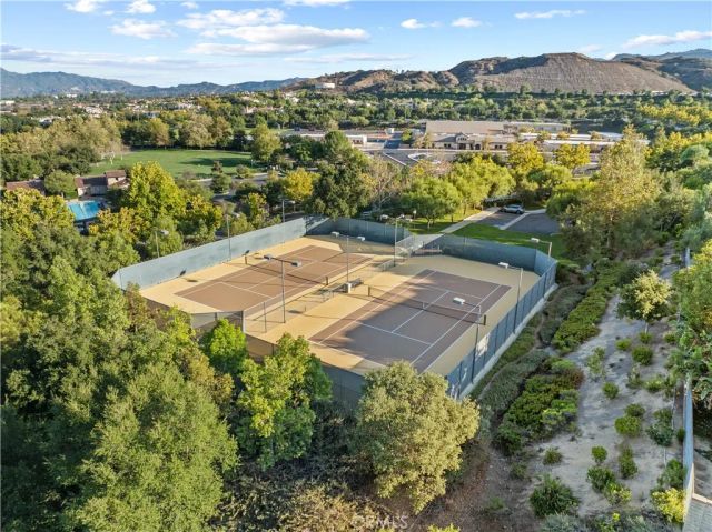 25679 Smoketree, Valencia, CA 91381