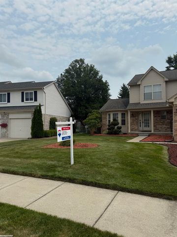 32070 Oakcrest Drive, Chesterfield Twp, MI 48047