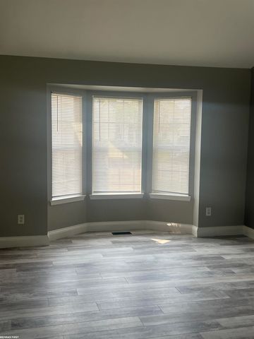 32070 Oakcrest Drive, Chesterfield Twp, MI 48047