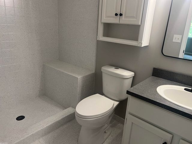 32070 Oakcrest Drive, Chesterfield Twp, MI 48047