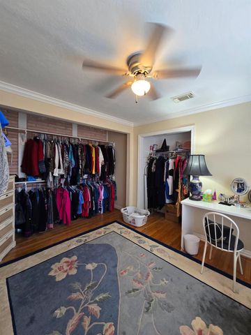 4558 Benning Drive, Houston, TX 77035