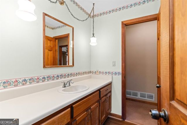 1070 Carpenter Lane, Buckhead, GA 30625