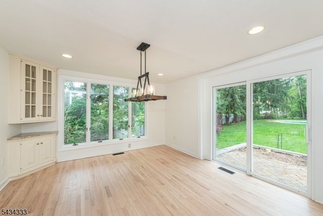 163 Sand Spring Rd, Harding Twp., NJ 07960