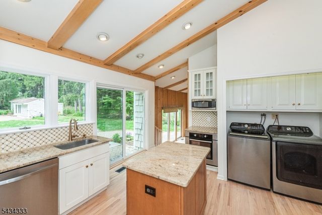 163 Sand Spring Rd, Harding Twp., NJ 07960