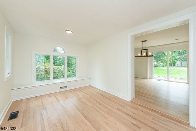 163 Sand Spring Rd, Harding Twp., NJ 07960