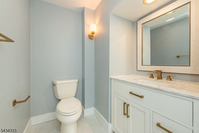 163 Sand Spring Rd, Harding Twp., NJ 07960