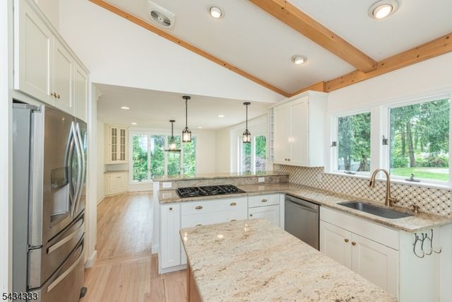 163 Sand Spring Rd, Harding Twp., NJ 07960