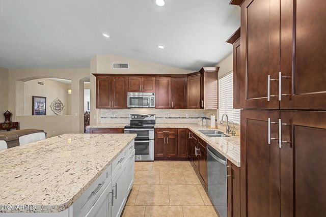 521 E KENT Avenue, Chandler, AZ 85225