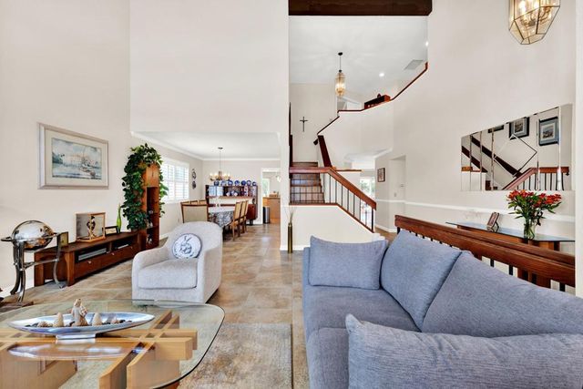 13057 Treecrest, Poway, CA 92064