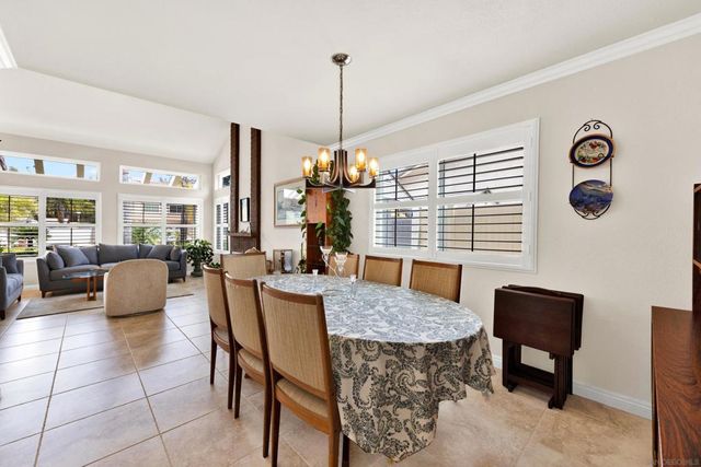 13057 Treecrest, Poway, CA 92064