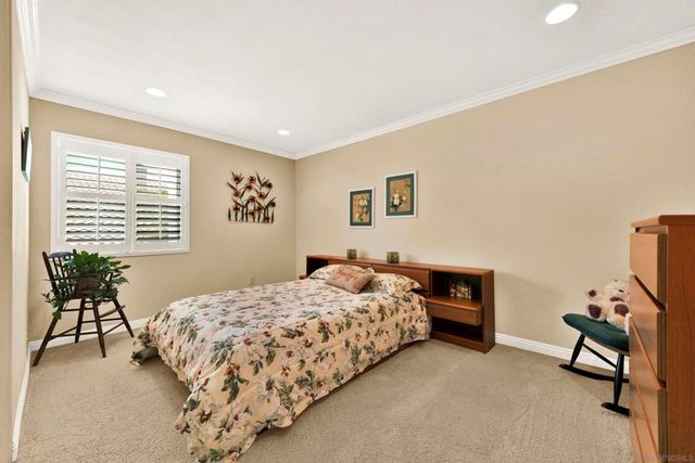 13057 Treecrest, Poway, CA 92064