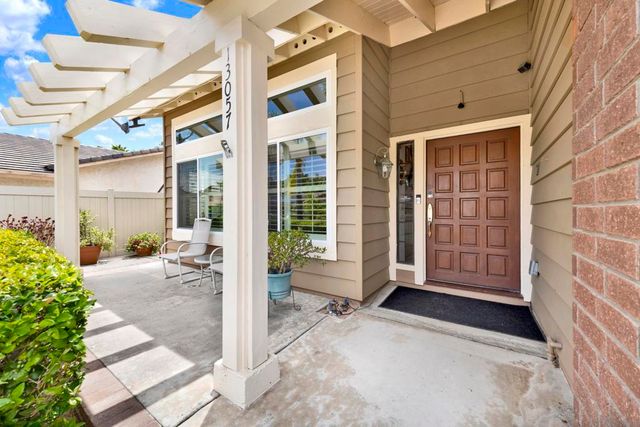 13057 Treecrest, Poway, CA 92064